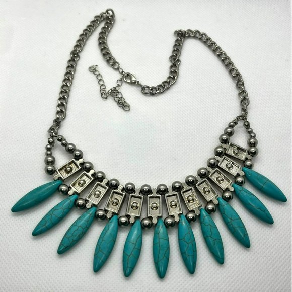 Southwest Faux Turquoise Rhinestone Silver Tone Collar Bib Women's Necklce - Picture 2 of 6